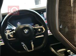 بي ام دبليو الفئة 7